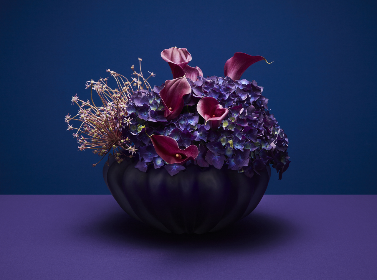 Flowers of the season | Works | IKEBANA SOGETSU
